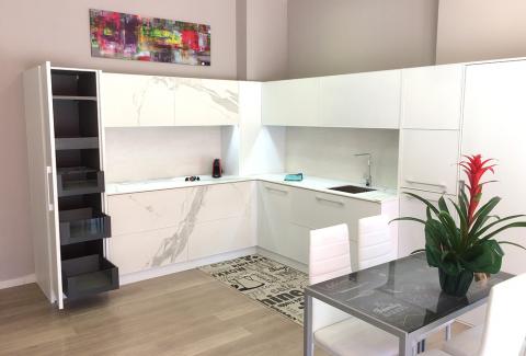 showroom IMDesign Aluminum Kitchen Design