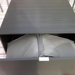 schadstofffreie nachhaltige Aluminiummöbel - Barcelona Box in Smoke Grau - gebaut von IMDesign