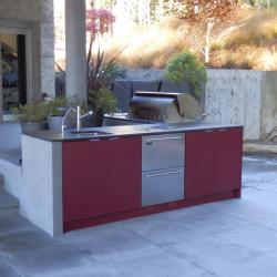Cocina exterior rojo bordeus en aluminio non-toxic y sostenible