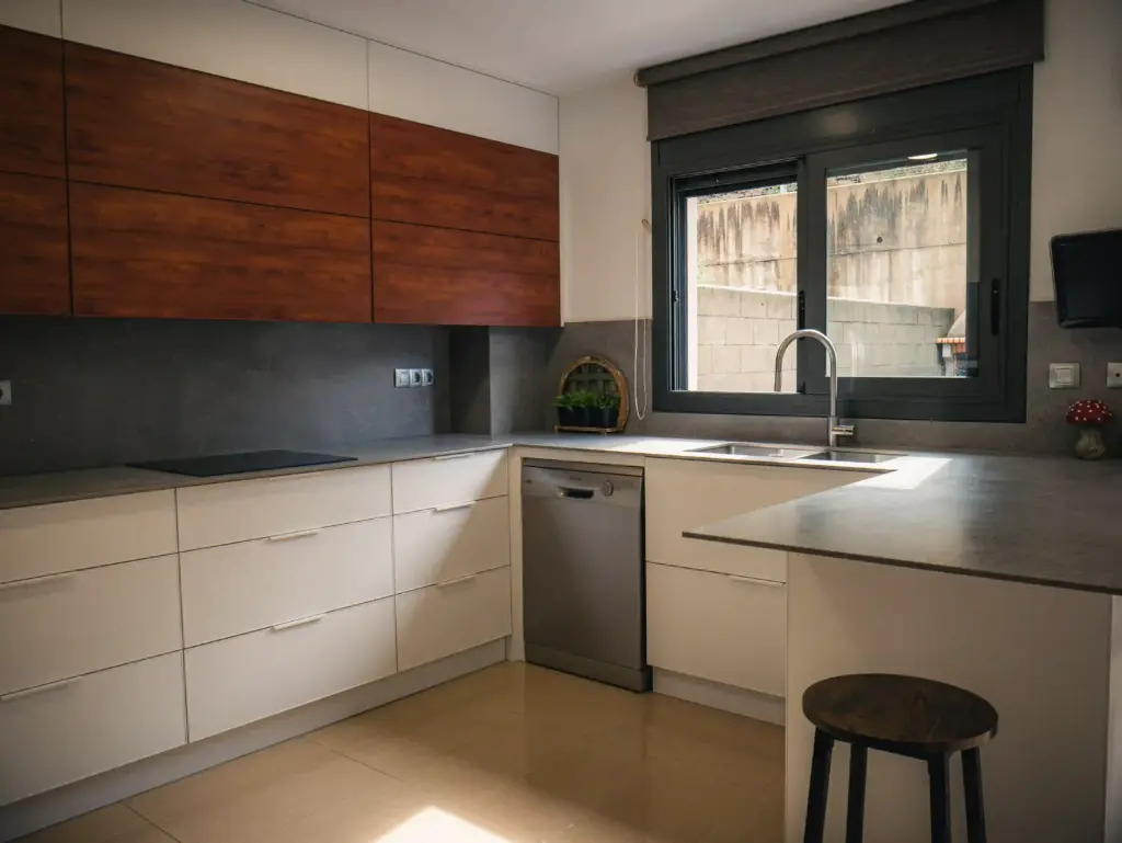 IMDcabinets Company