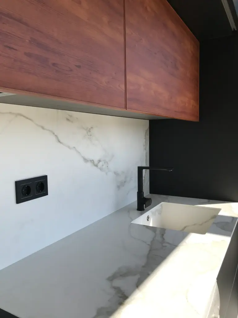 Traditional Kitchen Cabinets